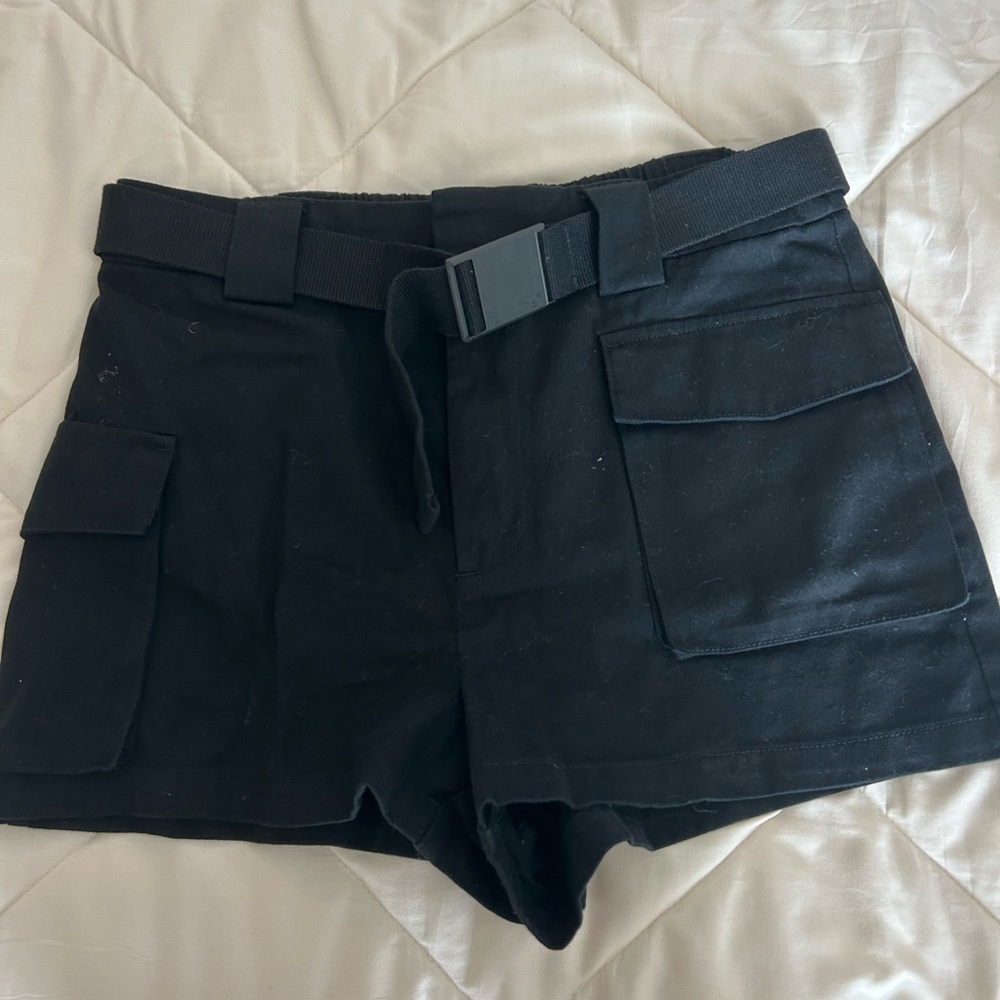 TNA Black Cargo Shorts High-Waisted with Belt